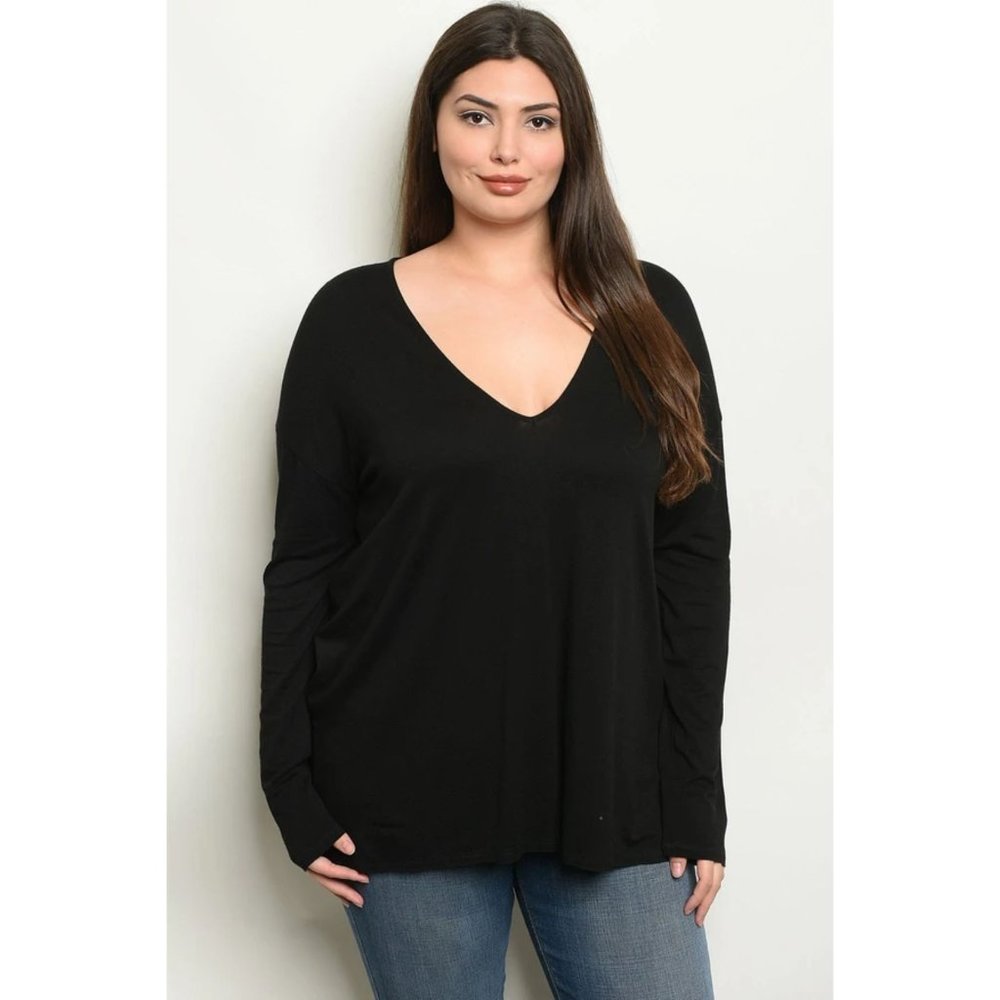 WOMEN'S CARMEN BLACK PLUS SIZE TOP